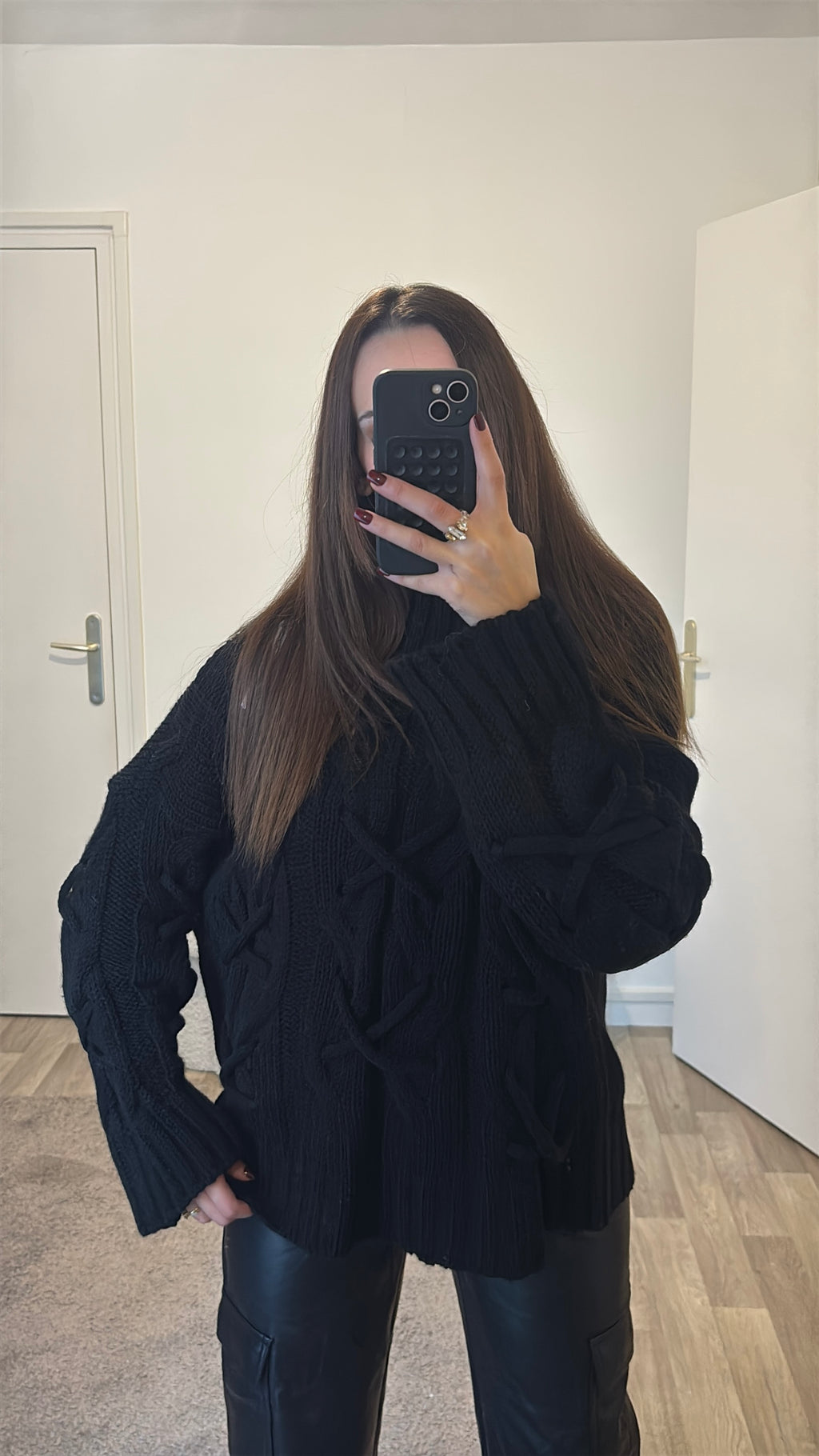 Pull en crochet noir