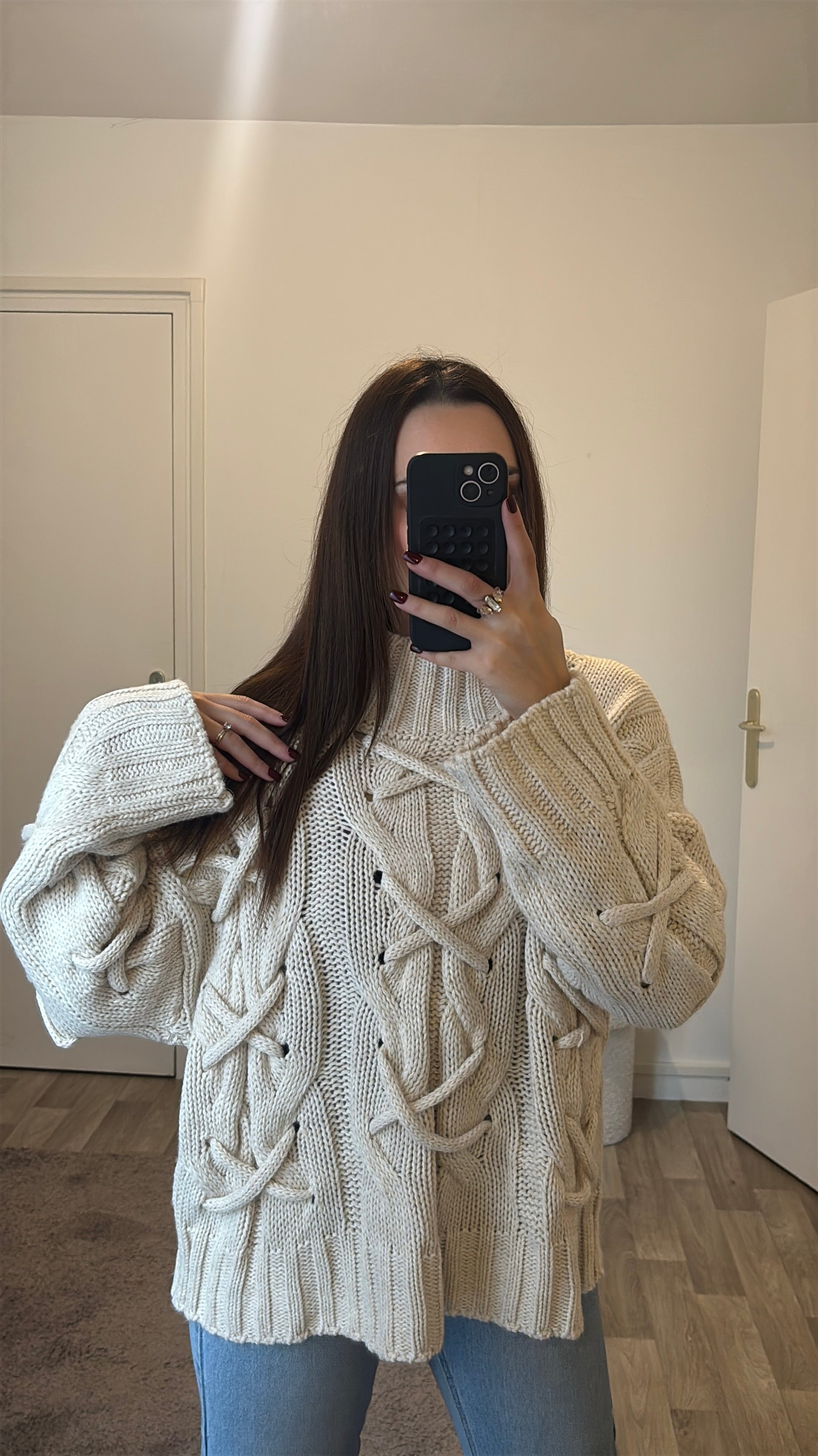 Pull en crochet beige