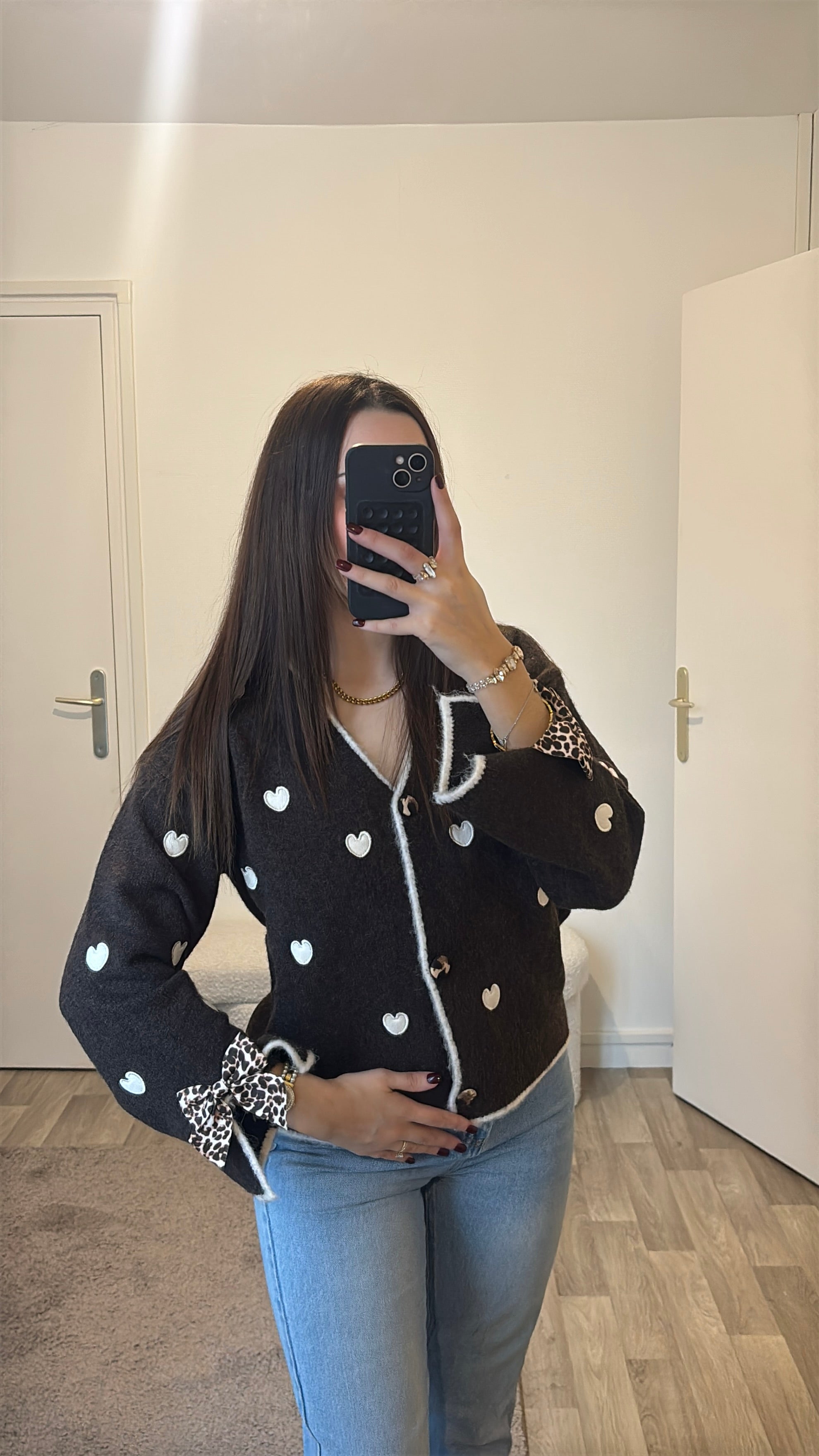 Gillet choco à cœur blanc